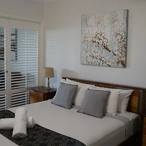 Aparthotel Airlie Seaview