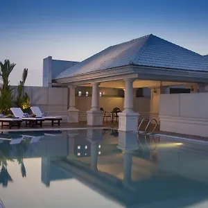 زيارة الفندق